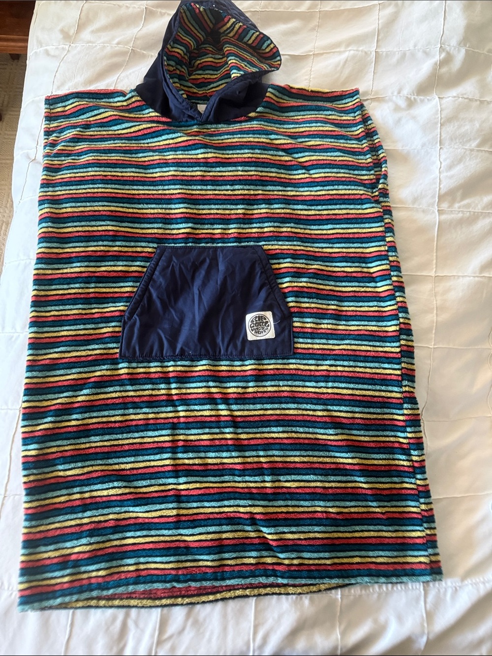 Rip Curl youth auto sock hooded towel- navy with Multicolor Stripes- NWT